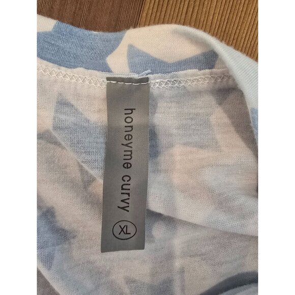 Honeymme Curvy XL Womens Blue Star & Stripe Button Accent Short Sleeve Shirt - Picture 2 of 3